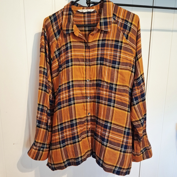 Vanilla Star Tops - Vanilla Star Orange Brown Plaid  Size 2XL Very Good Condition Perfect For Fall